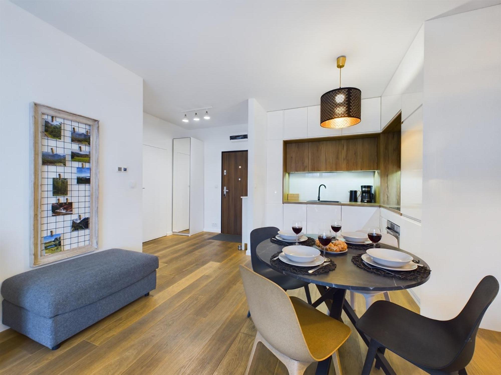 Apartments Go Rakowicka By Noclegi Renters Krakow Ngoại thất bức ảnh
