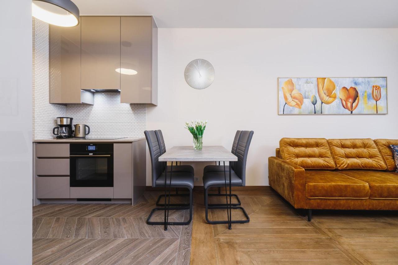 Apartments Go Rakowicka By Noclegi Renters Krakow Ngoại thất bức ảnh